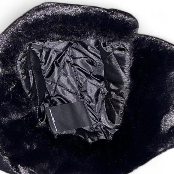 Hurley Black Faux Fur Trapper Ear Cover Winter Snow Outdoors Ski Hat Two Way - Picture 6 of 8